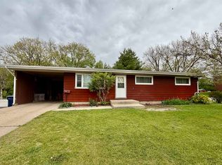 265 E Memorial Dr, Janesville, WI 53545