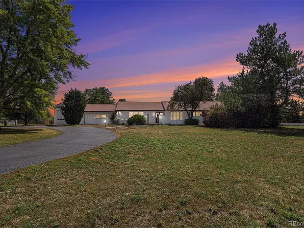 2 Middle Road, Englewood, CO 80113