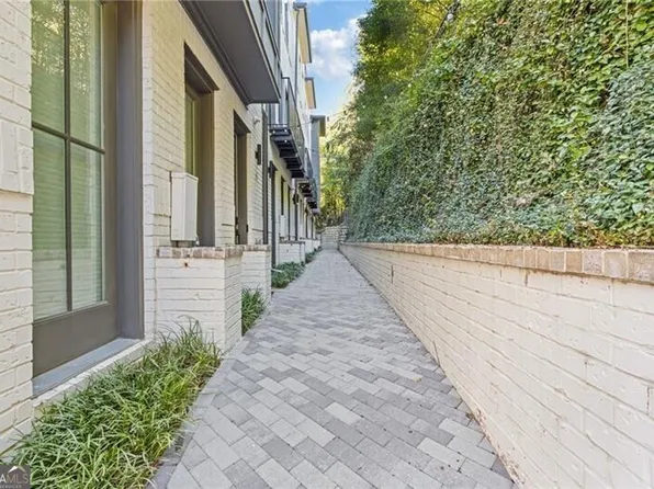 574 Boulevard Pl NE #3, Atlanta, GA 30308