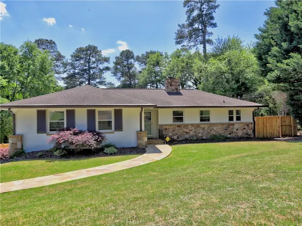 393 Hilderbrand Dr, Atlanta, GA 30328