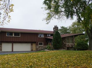 6550 N Range Line Rd, Glendale, WI 53209