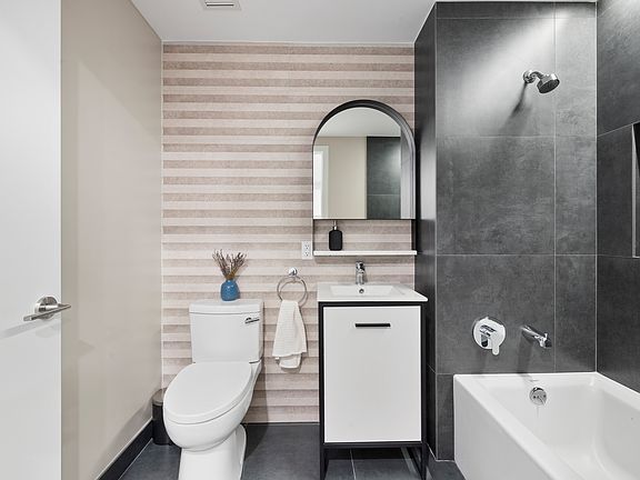 3rd image of 299 E 161st St #206