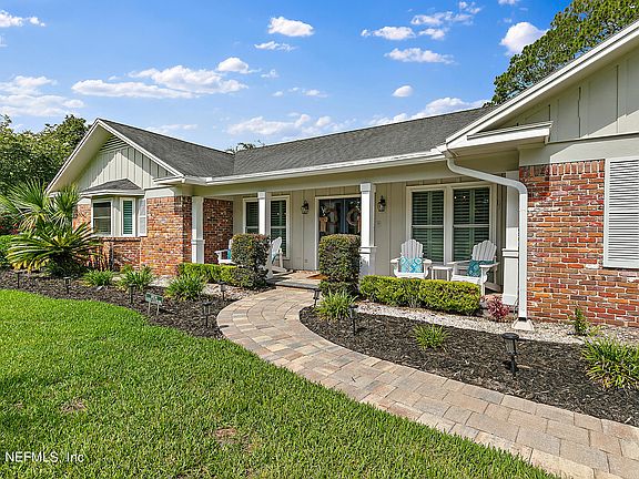 3rd image of 10136 GOLF CLUB Drive