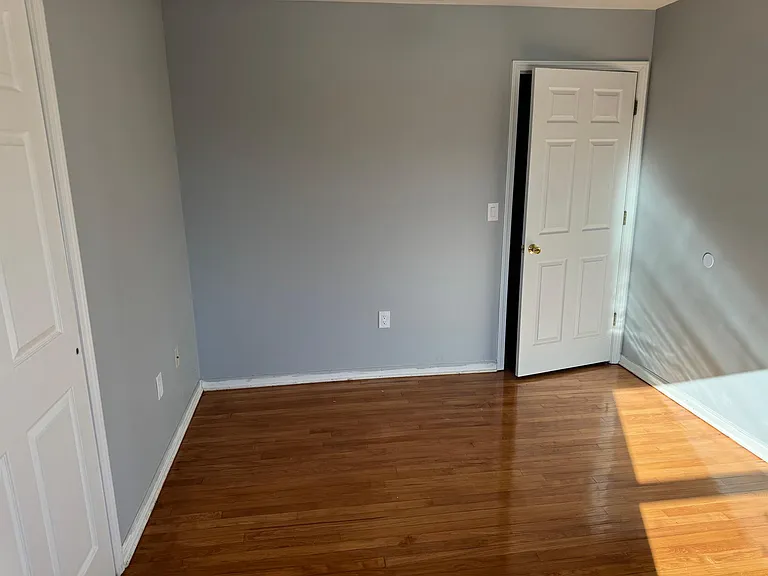 1829 S Wood Ave #2 — Photo 6