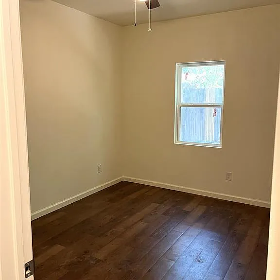 315 Hobson St — Photo 16