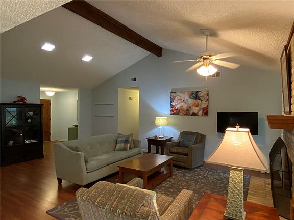 5th image of 15423 Linkshire Dr