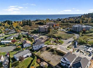 282 Seafield Rd, Colwood, BC V9C 0R1