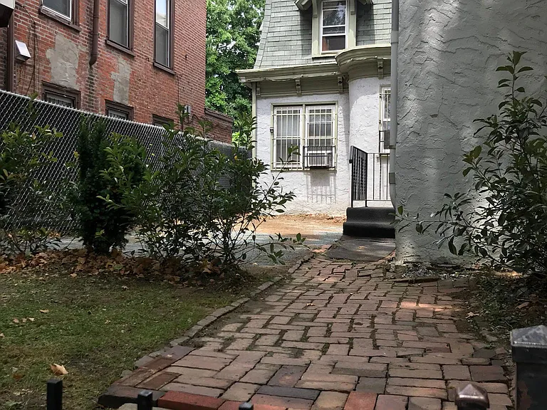 4101 Chester Ave #3 — Photo 68