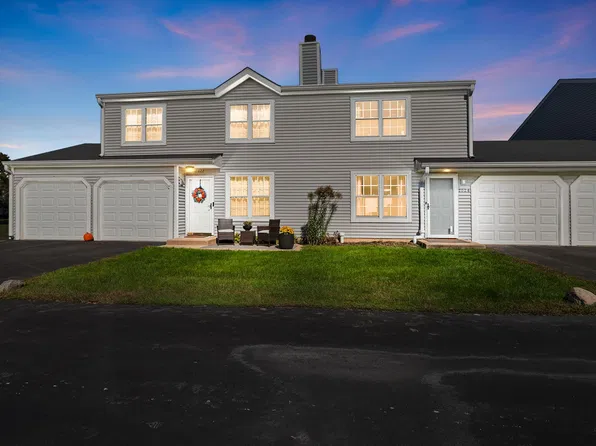 2024 Countryside Ln, Round Lake Beach, IL 60073