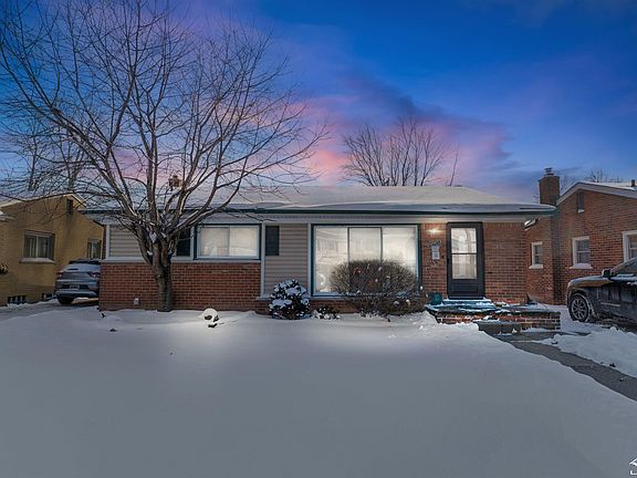 2nd image of 22137 Haskell St