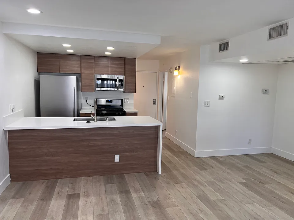 Fuller Place LLC