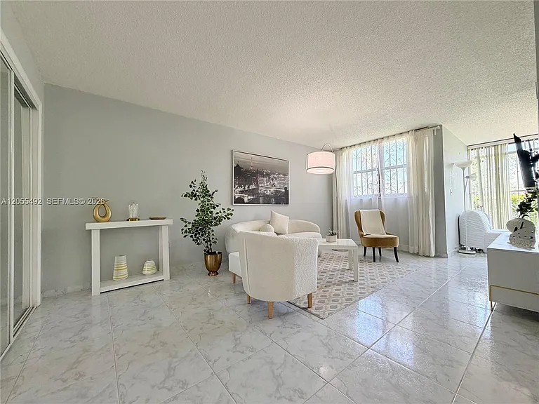 9410 W Flagler St #102 — Photo 1