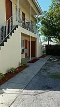 3 bed, 2.0 bath, 1200 sqft, $1,900 — Photo 2