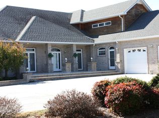 2072 Almyra Rd, Sparta, TN 38583