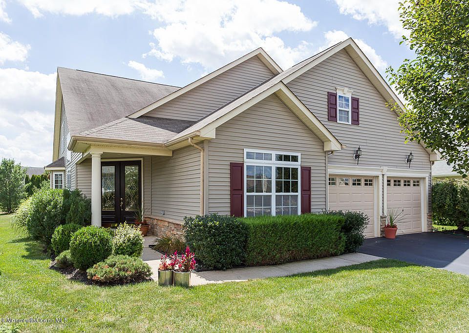 1st image of 518 Bennington Ln