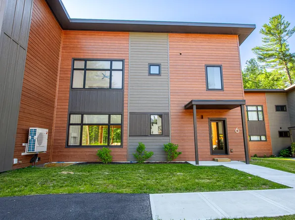 28 Bowman Ln Unit 6, Wilmington, NY 12997