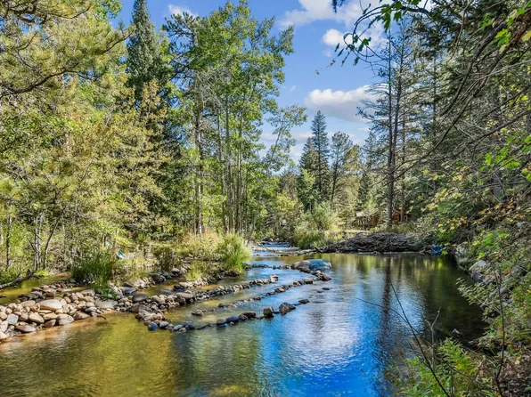 511 Riverside Dr, Lyons, CO 80540