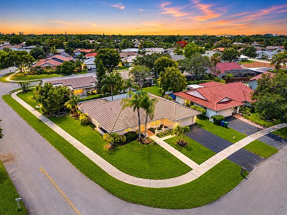 2nd image of 7816 Sunflower Drive