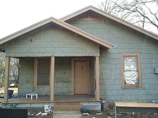 1st image of 118 W DULLNIG CT