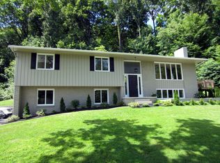 4502 Grace Dr, Kingsport, TN 37664