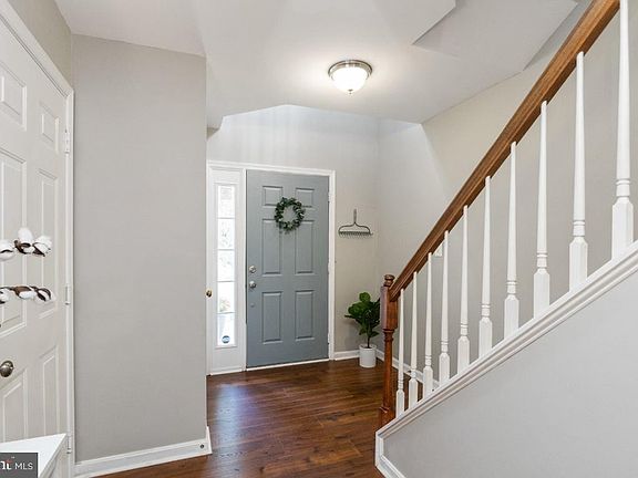 4th image of 12033 Country Mill Dr