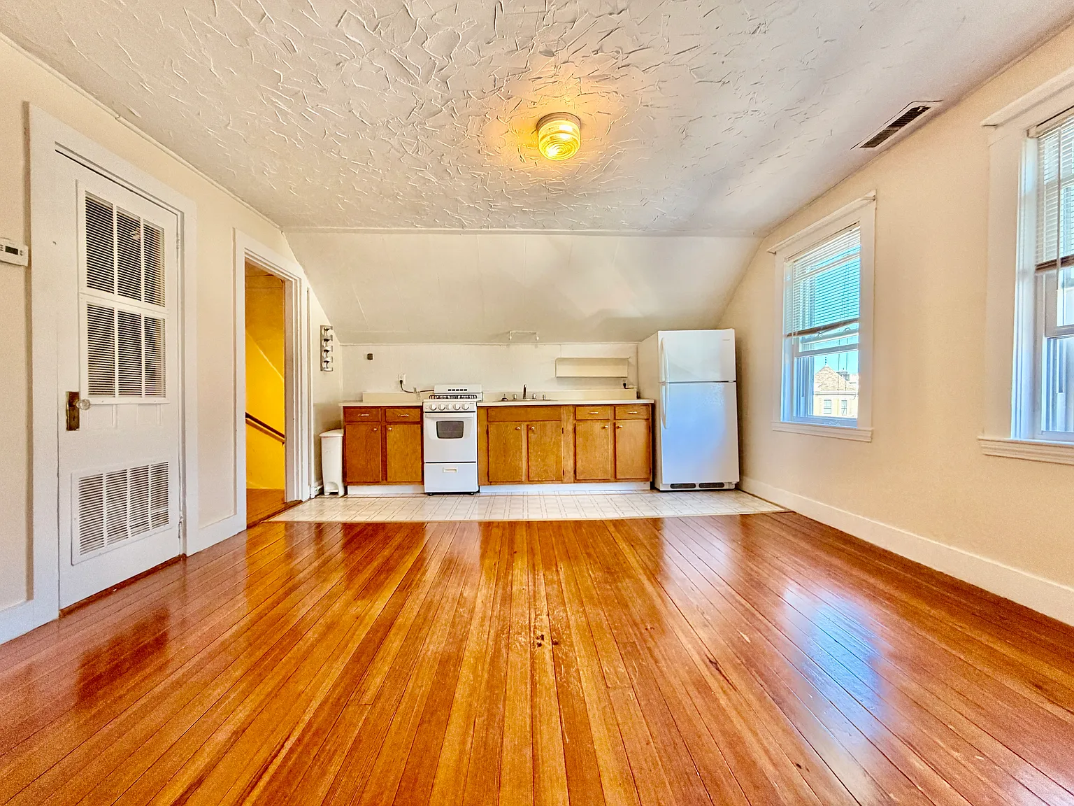 1 bed, 650 sqft, $2,000 — Photo 1