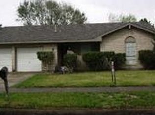 1817 Lazy Creek Ln, Pearland, TX 77581