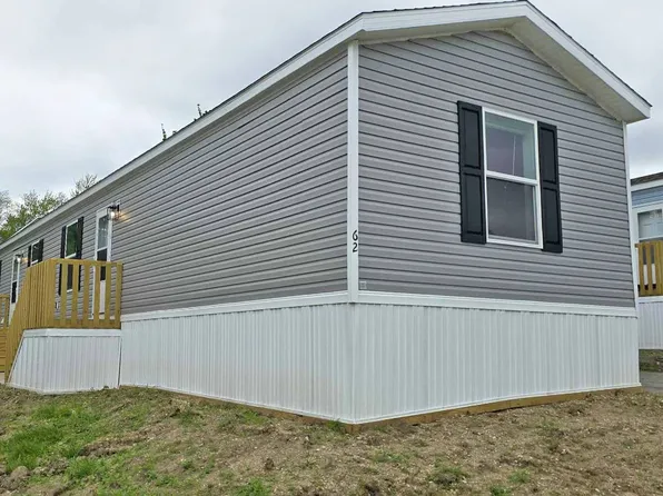613 Polk St #62, De Soto, IA 50069