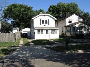 112 N Oakhill Ave, Janesville, WI 53548