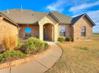 2924 Farm Dr, El Reno, OK 73036