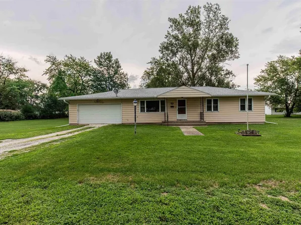 417 SE 7th Ave, Galva, IL 61434