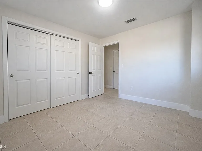 704 Karlov St #704 — Photo 10