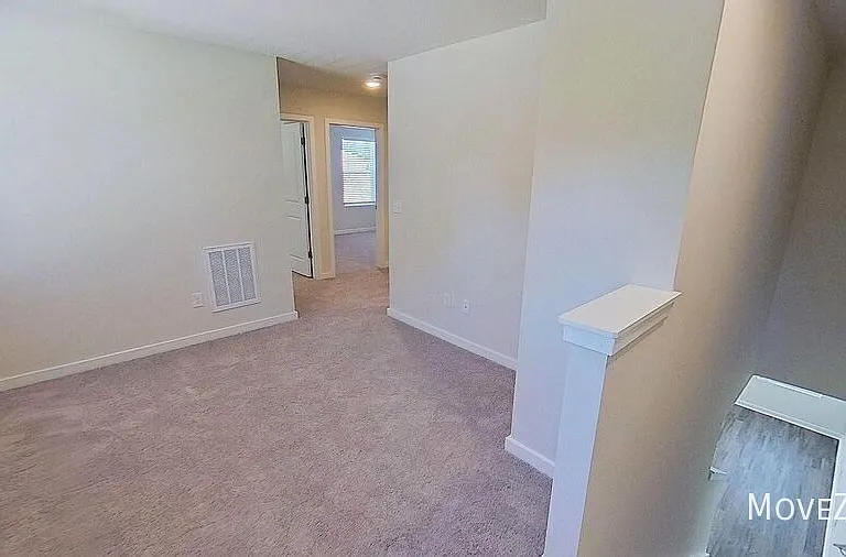 161 Davis Dr — Photo 19