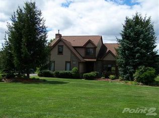 9204 Anacapa Bay Dr, Pinckney, MI