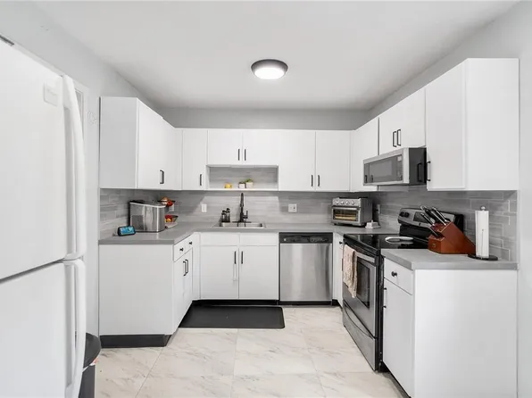 58 Heritage Hills #C, Somers, NY 10589