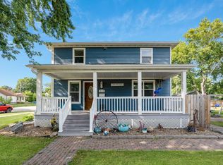 620 4th Ave SW, Waverly, IA 50677