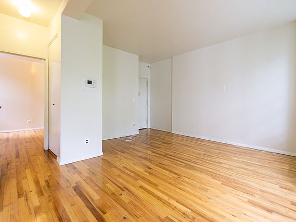 4th image of 29 Avenue B APT 3H