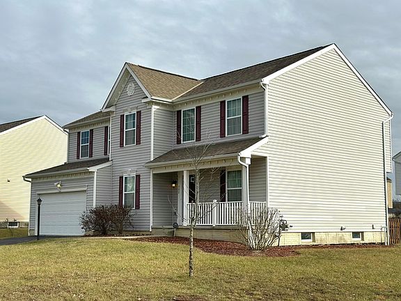 3rd image of 302 Eagles Nest Ave