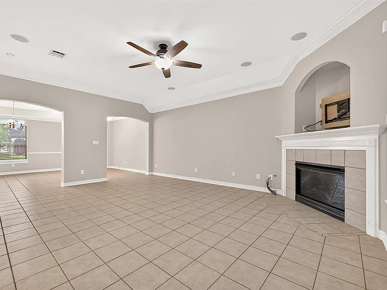 127 Monterrey Rd W — Photo 14