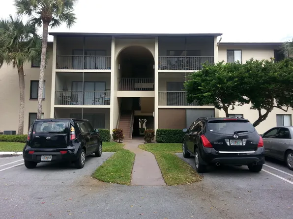 206 Foxtail Drive #E1, Greenacres, FL 33415