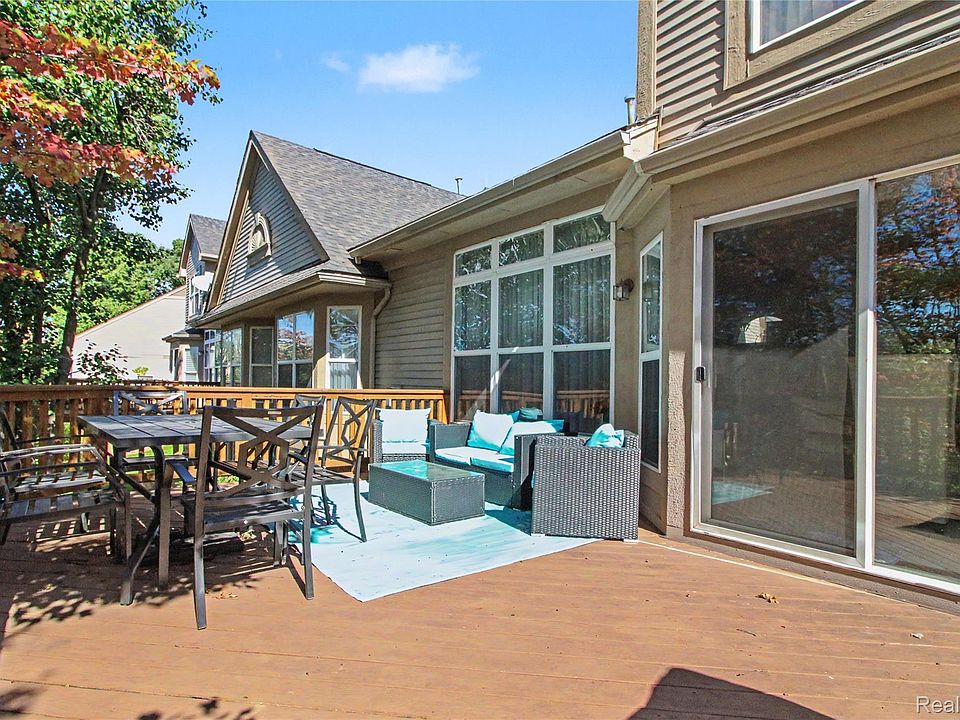 1746 Treyborne Cir, photo 30