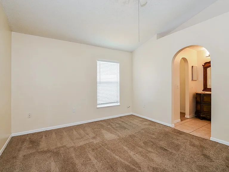 12641 Parkbury Dr — Photo 8