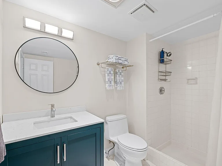 9193 Pecky Cypress Ln #6F — Photo 14