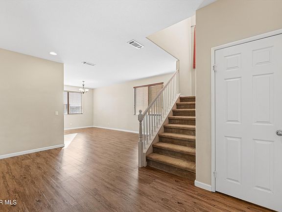 4th image of 2426 Driftwood Dr