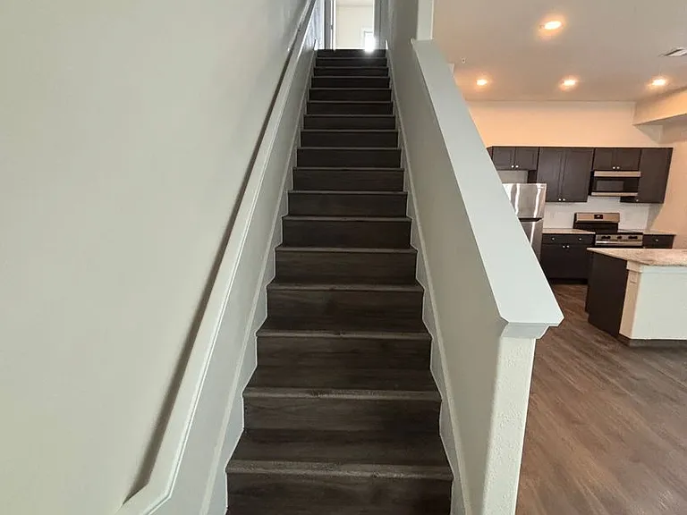 710 Benge Dr — Photo 31