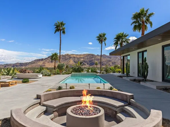 2481 Cahuilla Hills Dr, Palm Springs, CA 92264
