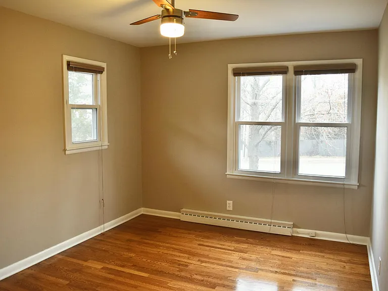 4920 Rainbow Blvd — Photo 6