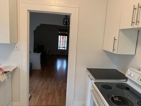 5th image of 2710 N Essex Ct