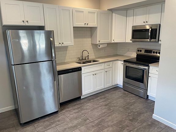 4th image of 4610 Gaston Ave APT A