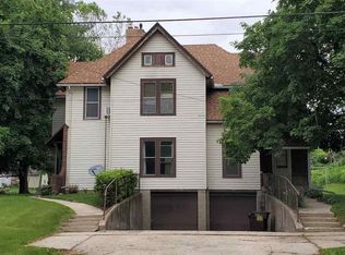 201 Depot St, Oregon, IL 61061